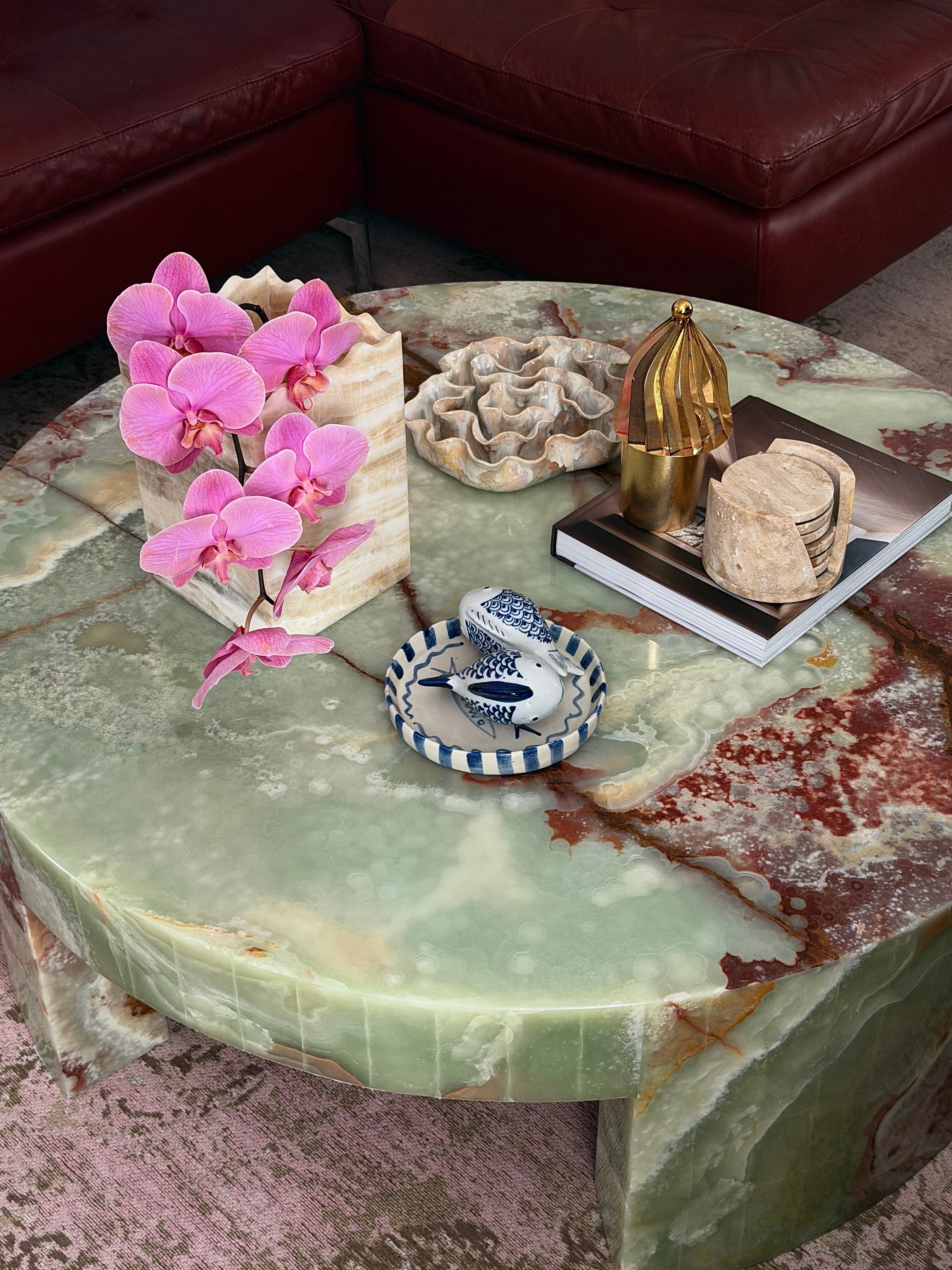 Where Can Sydney Interior Designers Source Marble Furniture