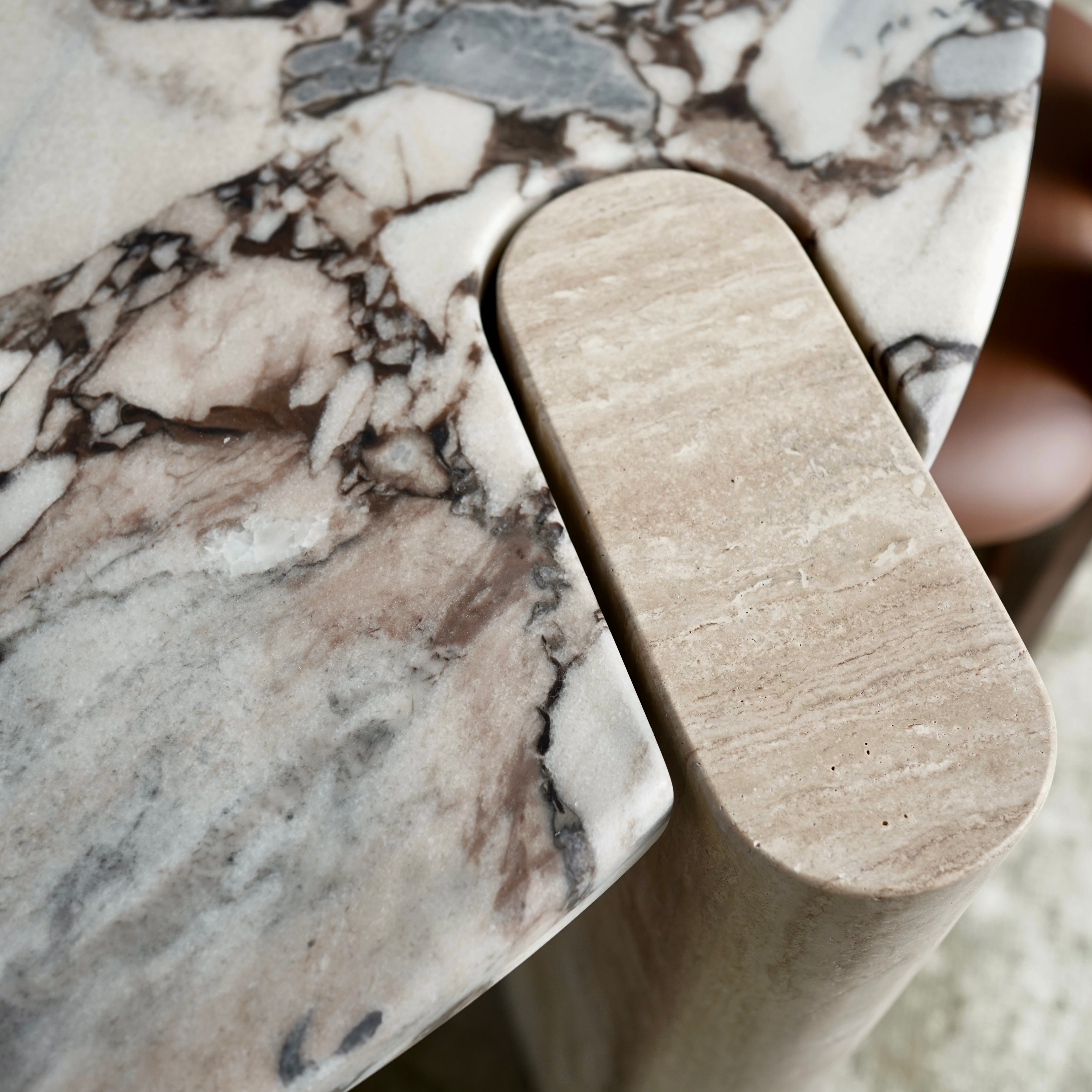 Luna Calacatta Nero Dining Table